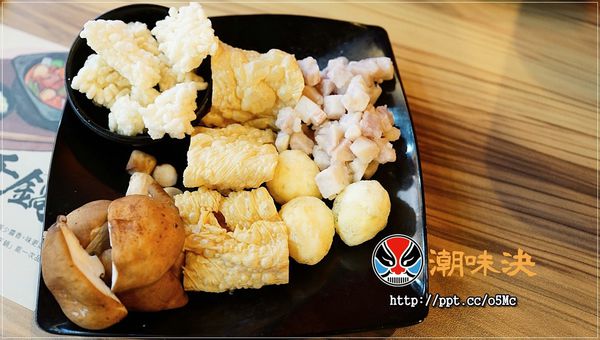 【潮味決】ＣＰ值極高的個人式砂鍋粥干鍋，價位親民，必點芋香粑豆蛋干鍋／鮮貝栗子粥