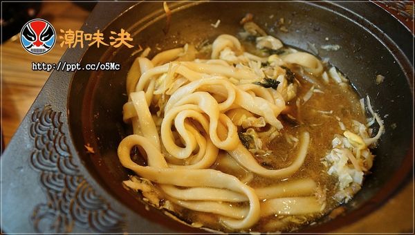 【潮味決】ＣＰ值極高的個人式砂鍋粥干鍋，價位親民，必點芋香粑豆蛋干鍋／鮮貝栗子粥