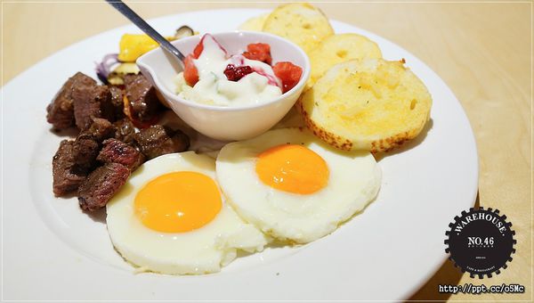 【Warehouse NO.46】府中捷運美食～新品上市泰式酸辣鍋／必點棉花糖拿鐵／戀香草苺鬆餅