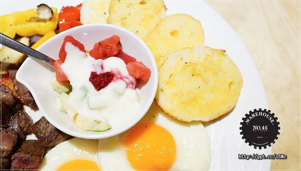 【Warehouse NO.46】府中捷運美食～新品上市泰式酸辣鍋／必點棉花糖拿鐵／戀香草苺鬆餅