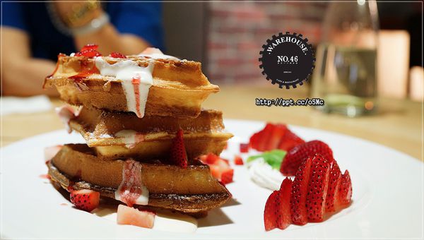 【Warehouse NO.46】府中捷運美食～新品上市泰式酸辣鍋／必點棉花糖拿鐵／戀香草苺鬆餅