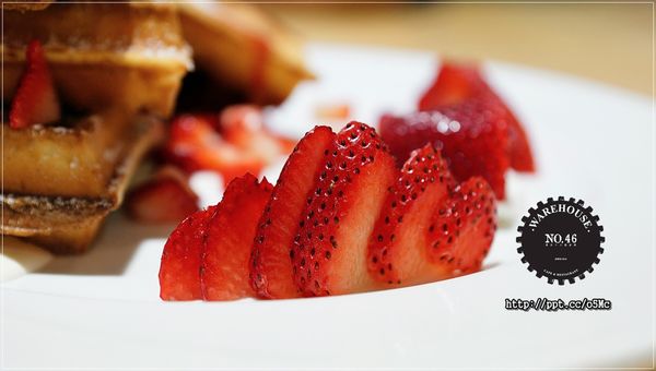 【Warehouse NO.46】府中捷運美食～新品上市泰式酸辣鍋／必點棉花糖拿鐵／戀香草苺鬆餅