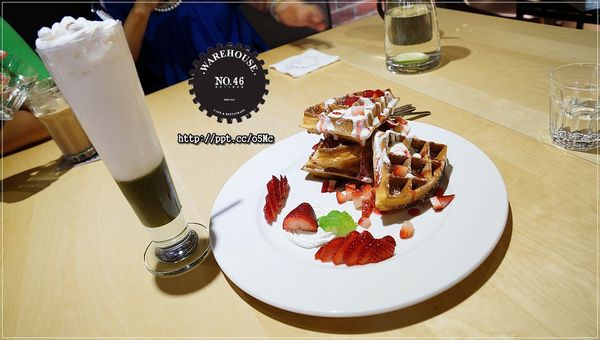 【Warehouse NO.46】府中捷運美食～新品上市泰式酸辣鍋／必點棉花糖拿鐵／戀香草苺鬆餅