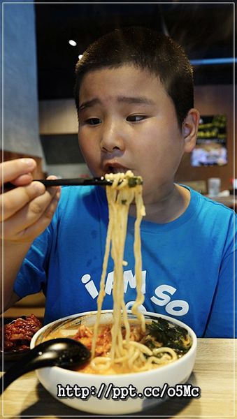 【浪魂拉麵】土城拉麵~純手工打造的Q彈麵條,濃郁好喝的湯頭,好吃的胡椒起司豚骨拉麵 【浪魂拉麵】土城拉麵~純手工打造的Q彈麵條,濃郁好喝的湯頭,好吃的胡椒起司豚骨拉麵