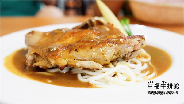 【幸福牛排館】永和巷弄美食/牛排，CP值極高又親民的價位，必點霜降翼板14盎司(文末抽獎)