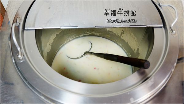 【幸福牛排館】永和巷弄美食/牛排，CP值極高又親民的價位，必點霜降翼板14盎司(文末抽獎)