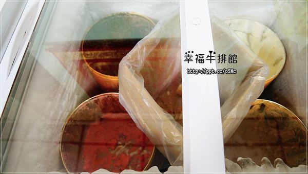 【幸福牛排館】永和巷弄美食/牛排，CP值極高又親民的價位，必點霜降翼板14盎司(文末抽獎)