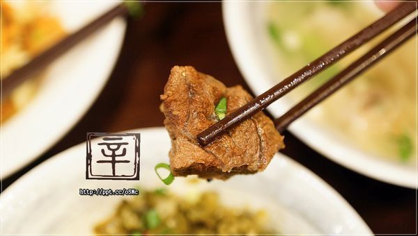 【辛麵廚】新店麻辣麵～ＣＰ值極高的一碗麻辣牛肉麵，保證會讓你愛上這種麻辣的口感