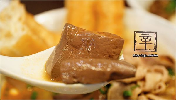 【辛麵廚】新店麻辣麵～ＣＰ值極高的一碗麻辣牛肉麵，保證會讓你愛上這種麻辣的口感