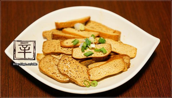 【辛麵廚】新店麻辣麵～ＣＰ值極高的一碗麻辣牛肉麵，保證會讓你愛上這種麻辣的口感