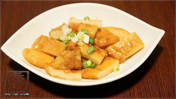 【辛麵廚】新店麻辣麵～ＣＰ值極高的一碗麻辣牛肉麵，保證會讓你愛上這種麻辣的口感