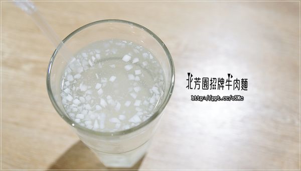 【北芳園牛肉麵】台北牛肉麵～食尚玩家大推的臺灣之光牛肉麵，一碗６６０元六寶牛肉麵