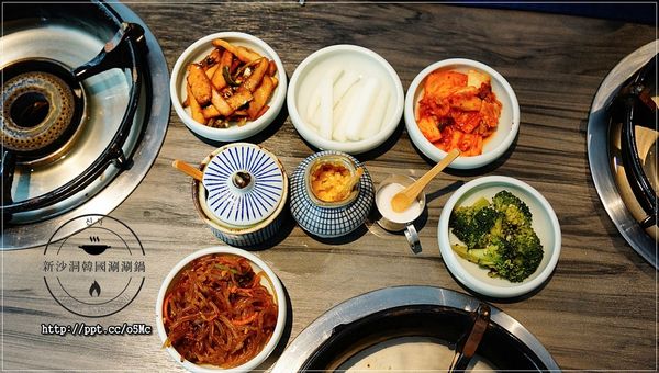 【新沙洞韓國涮涮鍋】東區韓式料理，韓國牛骨泡菜湯／韓國清雞湯／匈牙利松阪豬／Ｐｒｉｍｅ牛小排，聚餐好場所