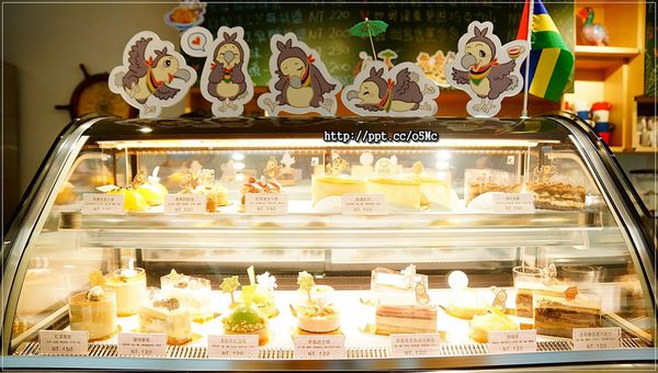 【DODO鳥甜點天堂】南京松江甜點下午茶，必點豆漿鬆餅，知名浩理斯hoelex繪師，打造叢林風格的環境