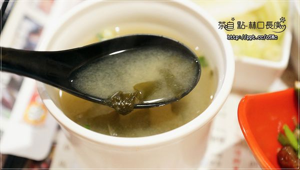 【茶自點林口長庚店】六．七年級回味的飲料店，必點珍珠奶茶／鴛鴦鍋／蔥爆牛肉套餐／冰沙／茶點／下午茶