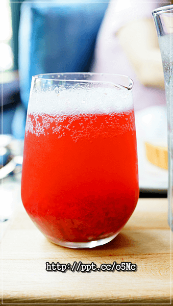 【姊紋given CAFE HOUSE】信義區餐酒館～超萌３Ｄ立體拉花拿鐵／邪惡溫泉蛋／早午餐／氣泡飲料
