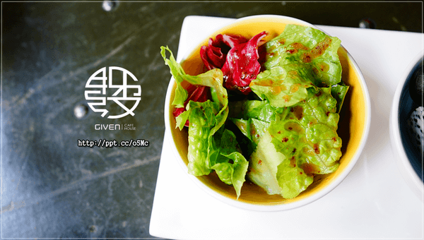 【姊紋given CAFE HOUSE】信義區餐酒館～超萌３Ｄ立體拉花拿鐵／邪惡溫泉蛋／早午餐／氣泡飲料