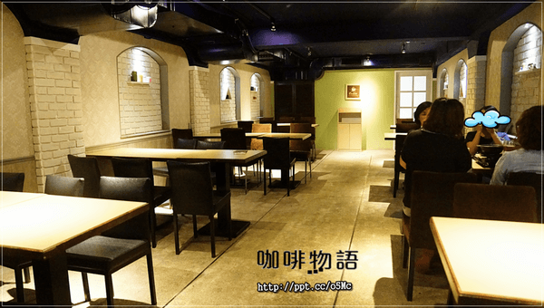 【咖啡物語】劍潭捷運美食～CP值極高，價位親民，營業到凌晨3點，夜貓族覓食的好地方，簡餐／下午茶／甜點／飲品複合式餐廳