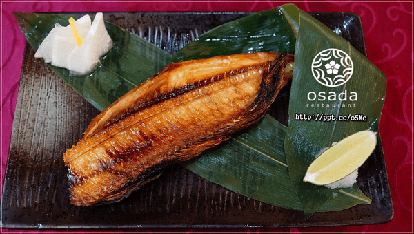  【長田和食】新店七張站日本料理，超強手藝的料理長，必點柚子啤酒／炙燒鮭魚沙拉／刺身九切／繽紛散壽司小丼／鹽燒牛肩小排