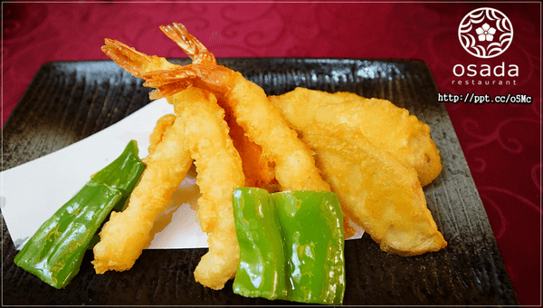  【長田和食】新店七張站日本料理，超強手藝的料理長，必點柚子啤酒／炙燒鮭魚沙拉／刺身九切／繽紛散壽司小丼／鹽燒牛肩小排