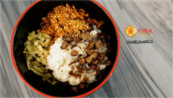 【齋之傳說】市政府素食～超平價美食，超推薦鐵板神戶牛排／素滷飯／麥克雞塊飯，配菜任選四種，味道跟葷食一樣美味