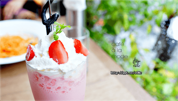  【Cafe a la mode】師大下午茶～價格親民，餐點好吃，必點熱帶鮮果法式布丁吐司／英式炸魚早午餐／草莓起司蛋糕(師大店)