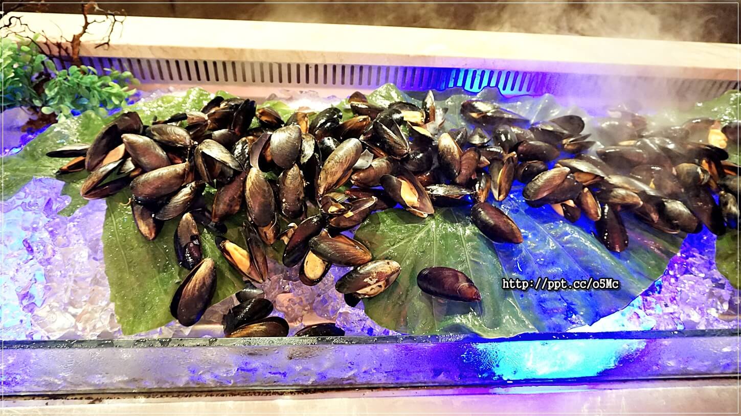 【品花苑】全台最大Buffet自助吃到飽,占地1000多坪,主打大閘蟹吃到飽,滿滿的蟹膏超美味 【品花苑】全台最大Buffet自助吃到飽,占地1000多坪,主打大閘蟹吃到飽,滿滿的蟹膏超美味