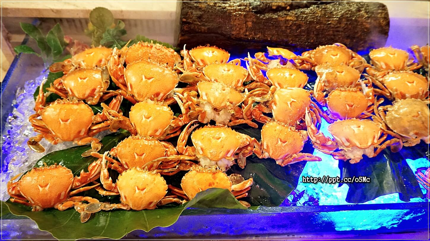 【品花苑】全台最大Buffet自助吃到飽,占地1000多坪,主打大閘蟹吃到飽,滿滿的蟹膏超美味 【品花苑】全台最大Buffet自助吃到飽,占地1000多坪,主打大閘蟹吃到飽,滿滿的蟹膏超美味