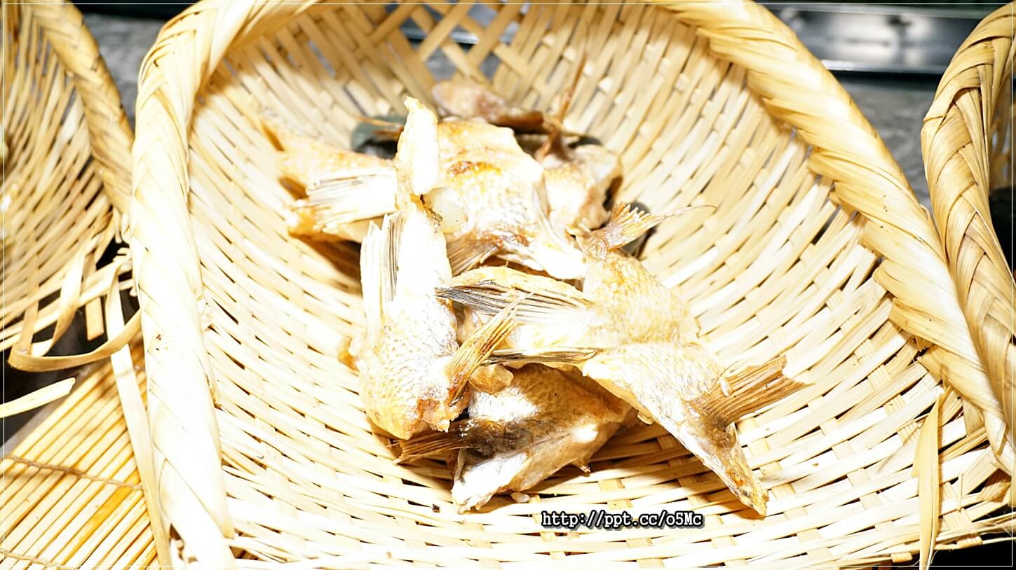 【品花苑】全台最大Buffet自助吃到飽,占地1000多坪,主打大閘蟹吃到飽,滿滿的蟹膏超美味 【品花苑】全台最大Buffet自助吃到飽,占地1000多坪,主打大閘蟹吃到飽,滿滿的蟹膏超美味