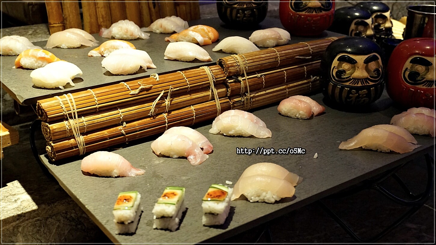 【品花苑】全台最大Buffet自助吃到飽,占地1000多坪,主打大閘蟹吃到飽,滿滿的蟹膏超美味 【品花苑】全台最大Buffet自助吃到飽,占地1000多坪,主打大閘蟹吃到飽,滿滿的蟹膏超美味