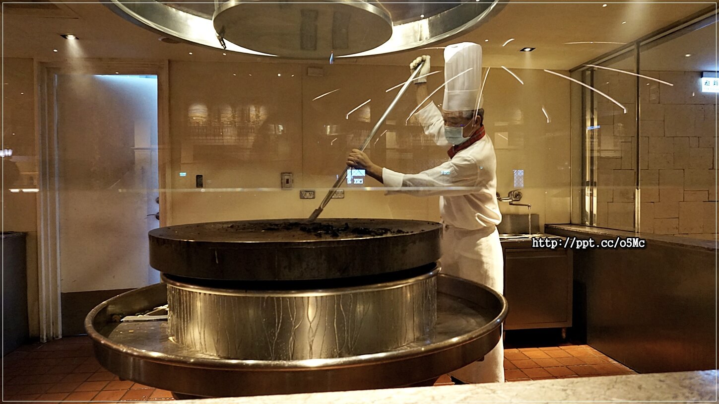 【品花苑】全台最大Buffet自助吃到飽,占地1000多坪,主打大閘蟹吃到飽,滿滿的蟹膏超美味 【品花苑】全台最大Buffet自助吃到飽,占地1000多坪,主打大閘蟹吃到飽,滿滿的蟹膏超美味