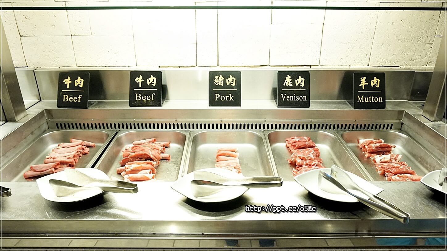 【品花苑】全台最大Buffet自助吃到飽,占地1000多坪,主打大閘蟹吃到飽,滿滿的蟹膏超美味 【品花苑】全台最大Buffet自助吃到飽,占地1000多坪,主打大閘蟹吃到飽,滿滿的蟹膏超美味