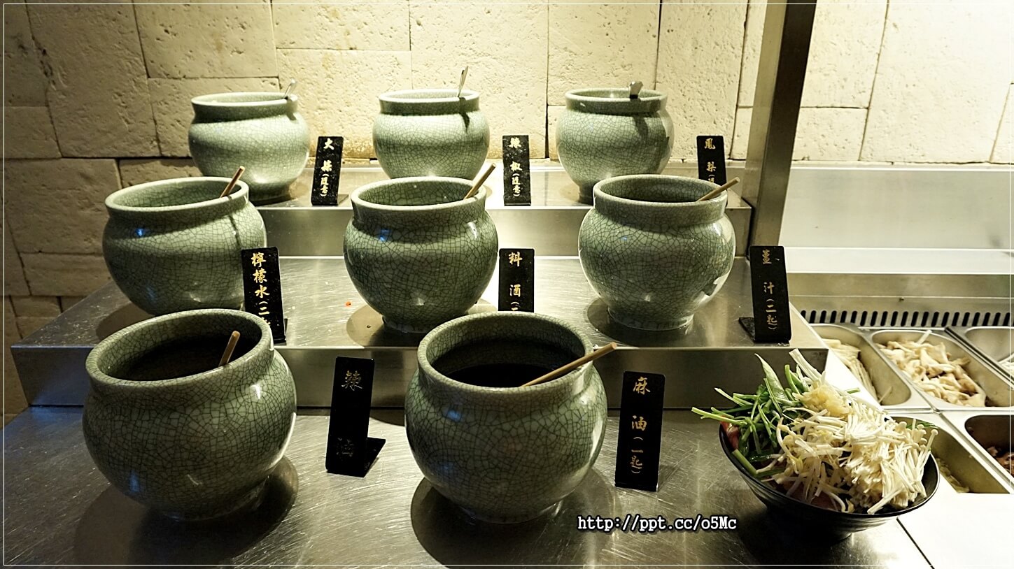 【品花苑】全台最大Buffet自助吃到飽,占地1000多坪,主打大閘蟹吃到飽,滿滿的蟹膏超美味 【品花苑】全台最大Buffet自助吃到飽,占地1000多坪,主打大閘蟹吃到飽,滿滿的蟹膏超美味
