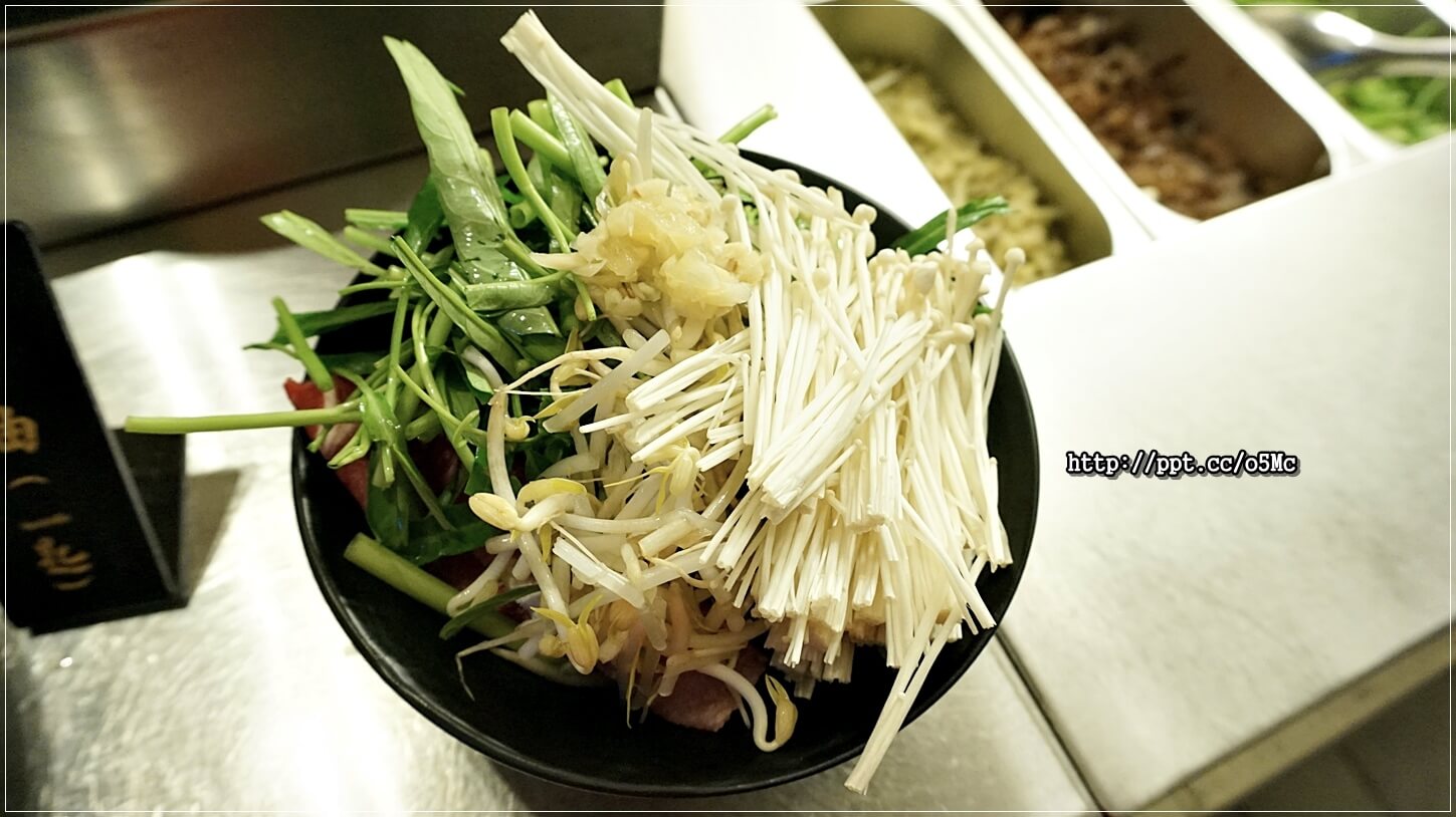 【品花苑】全台最大Buffet自助吃到飽,占地1000多坪,主打大閘蟹吃到飽,滿滿的蟹膏超美味 【品花苑】全台最大Buffet自助吃到飽,占地1000多坪,主打大閘蟹吃到飽,滿滿的蟹膏超美味