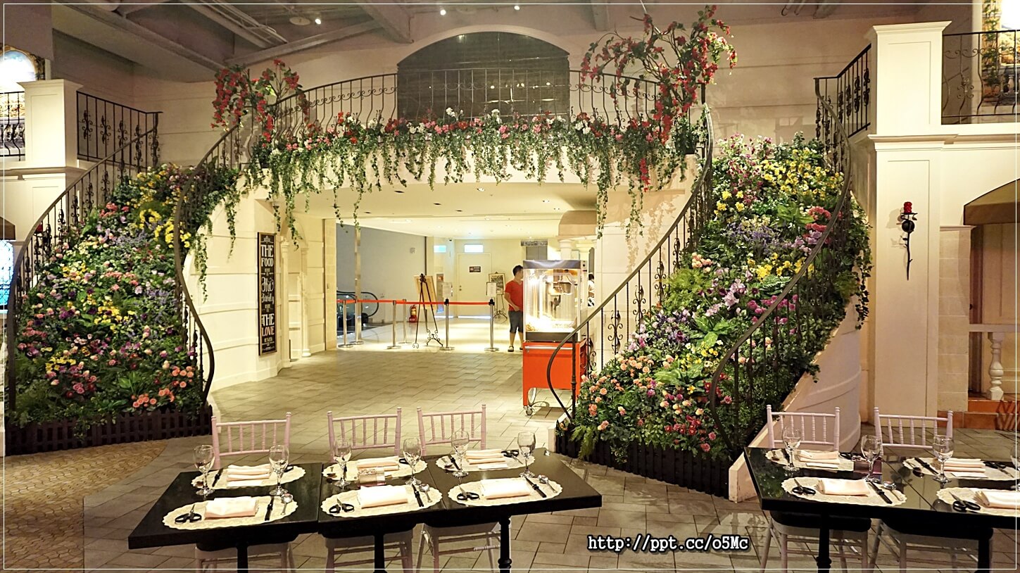 【品花苑】全台最大Buffet自助吃到飽,占地1000多坪,主打大閘蟹吃到飽,滿滿的蟹膏超美味 【品花苑】全台最大Buffet自助吃到飽,占地1000多坪,主打大閘蟹吃到飽,滿滿的蟹膏超美味