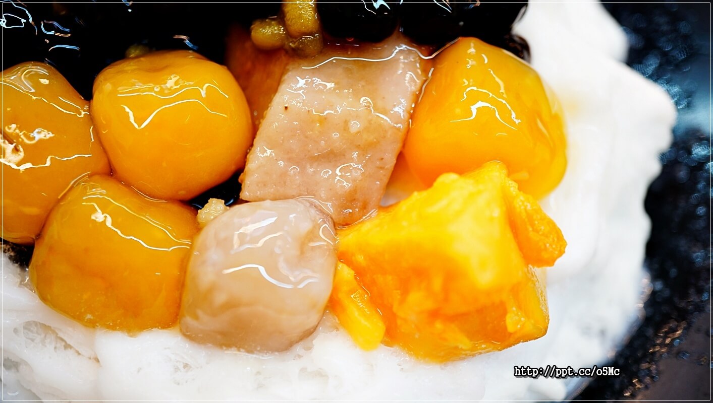 【秋園】捷運七張站刨冰～店家自行煮製，天然健康，不含添加物，紅豆湯 / 燒仙草 / 現泡茶 / 手工豆花，夏季解渴，冬季暖胃的好甜品