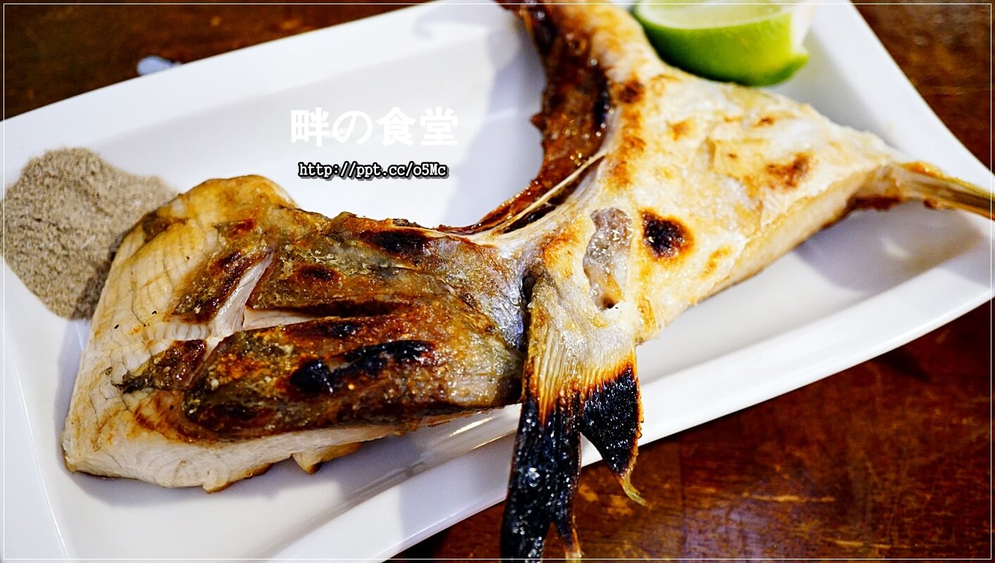 【畔の食堂】台北小巨蛋捷運站～ＣＰ值極高的日式料理，物美價廉，深受當地上班族跟學生的喜愛，一碗丼飯讓人回味無窮，滿３００元還可以有外送服務唷