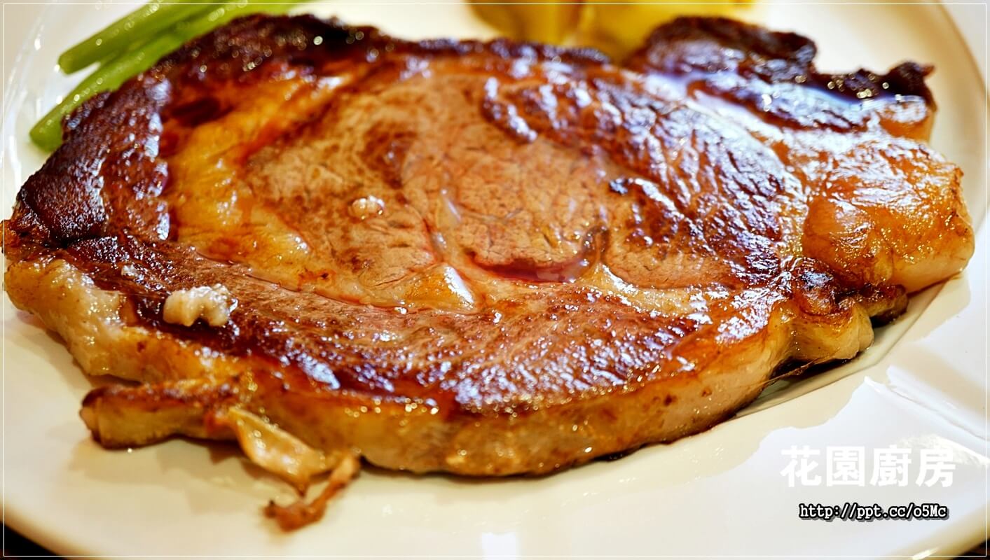 【花園廚房】板橋捷運美食~Prime頂級美國肋眼莎朗牛排,軟嫩鲜甜又多汁,手工甜點,甜而不膩的口感,養生聖品,CP值高,靠林家花園 【花園廚房】板橋捷運美食~Prime頂級美國肋眼莎朗牛排,軟嫩鲜甜又多汁,手工甜點,甜而不膩的口感,養生聖品,CP值高,靠林家花園