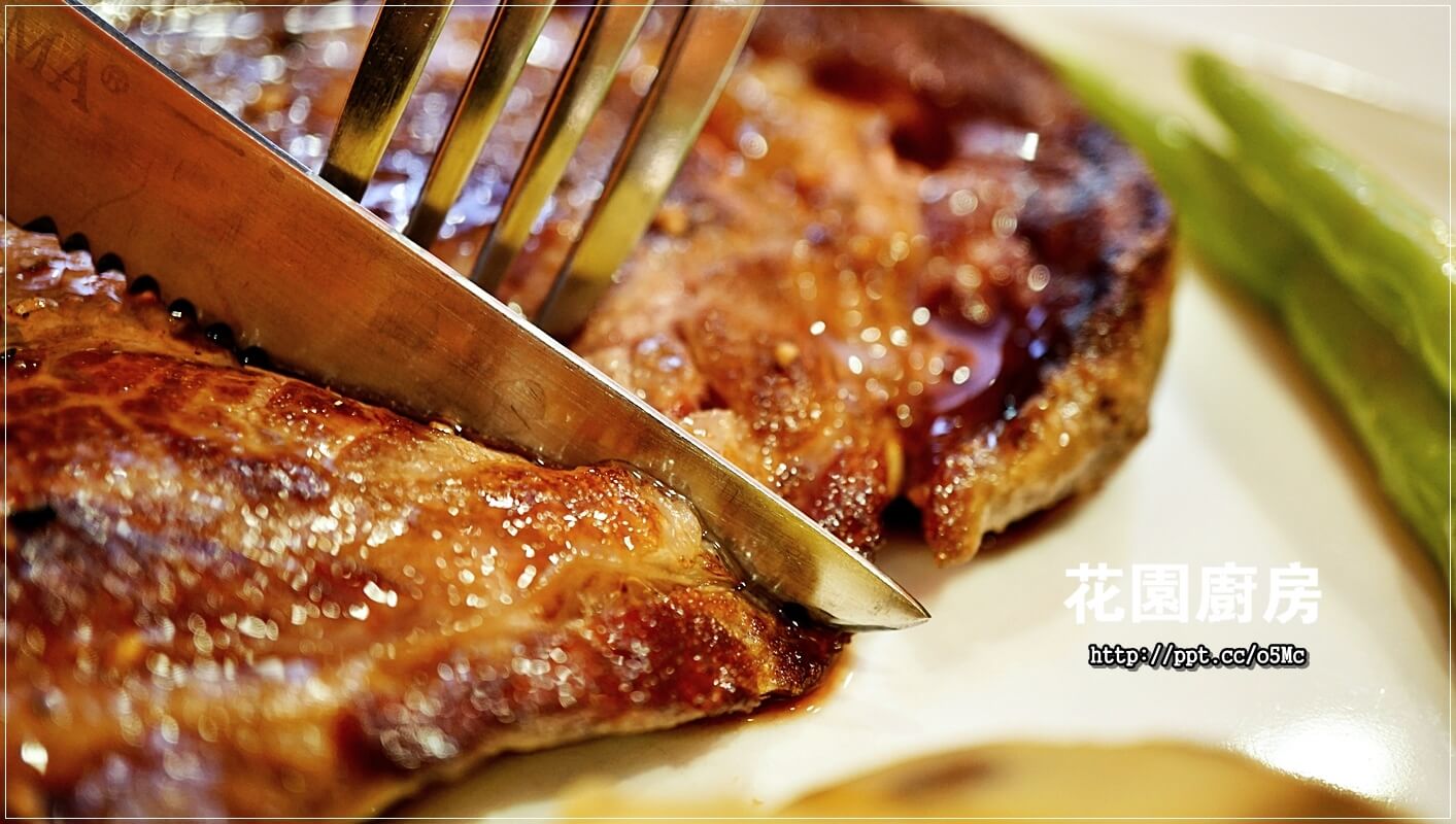 【花園廚房】板橋捷運美食~Prime頂級美國肋眼莎朗牛排,軟嫩鲜甜又多汁,手工甜點,甜而不膩的口感,養生聖品,CP值高,靠林家花園 【花園廚房】板橋捷運美食~Prime頂級美國肋眼莎朗牛排,軟嫩鲜甜又多汁,手工甜點,甜而不膩的口感,養生聖品,CP值高,靠林家花園