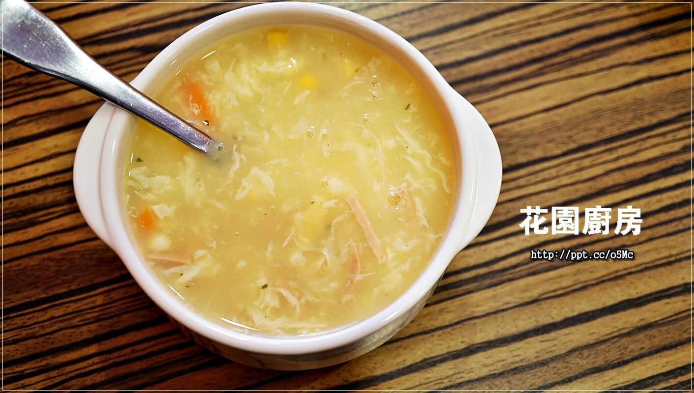 【花園廚房】板橋捷運美食~Prime頂級美國肋眼莎朗牛排,軟嫩鲜甜又多汁,手工甜點,甜而不膩的口感,養生聖品,CP值高,靠林家花園 【花園廚房】板橋捷運美食~Prime頂級美國肋眼莎朗牛排,軟嫩鲜甜又多汁,手工甜點,甜而不膩的口感,養生聖品,CP值高,靠林家花園