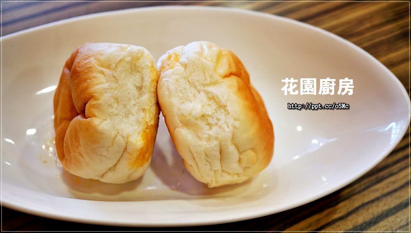 【花園廚房】板橋捷運美食~Prime頂級美國肋眼莎朗牛排,軟嫩鲜甜又多汁,手工甜點,甜而不膩的口感,養生聖品,CP值高,靠林家花園 【花園廚房】板橋捷運美食~Prime頂級美國肋眼莎朗牛排,軟嫩鲜甜又多汁,手工甜點,甜而不膩的口感,養生聖品,CP值高,靠林家花園