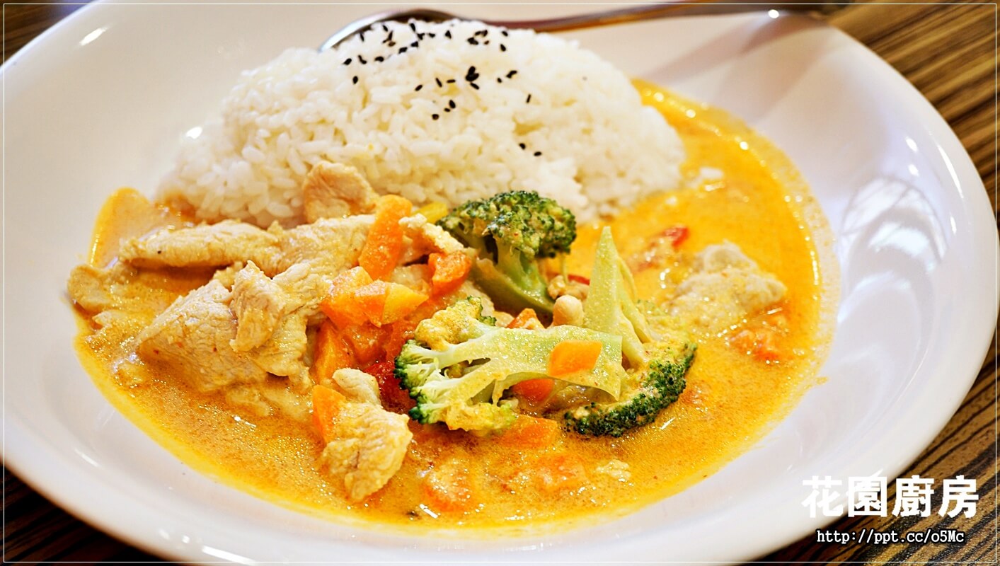 【花園廚房】板橋捷運美食~Prime頂級美國肋眼莎朗牛排,軟嫩鲜甜又多汁,手工甜點,甜而不膩的口感,養生聖品,CP值高,靠林家花園 【花園廚房】板橋捷運美食~Prime頂級美國肋眼莎朗牛排,軟嫩鲜甜又多汁,手工甜點,甜而不膩的口感,養生聖品,CP值高,靠林家花園