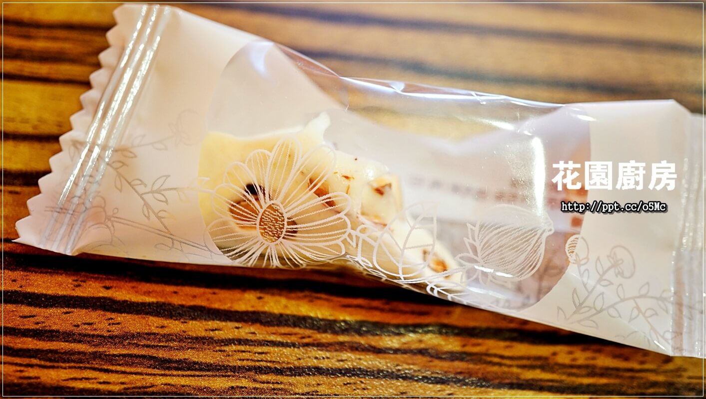 【花園廚房】板橋捷運美食~Prime頂級美國肋眼莎朗牛排,軟嫩鲜甜又多汁,手工甜點,甜而不膩的口感,養生聖品,CP值高,靠林家花園 【花園廚房】板橋捷運美食~Prime頂級美國肋眼莎朗牛排,軟嫩鲜甜又多汁,手工甜點,甜而不膩的口感,養生聖品,CP值高,靠林家花園