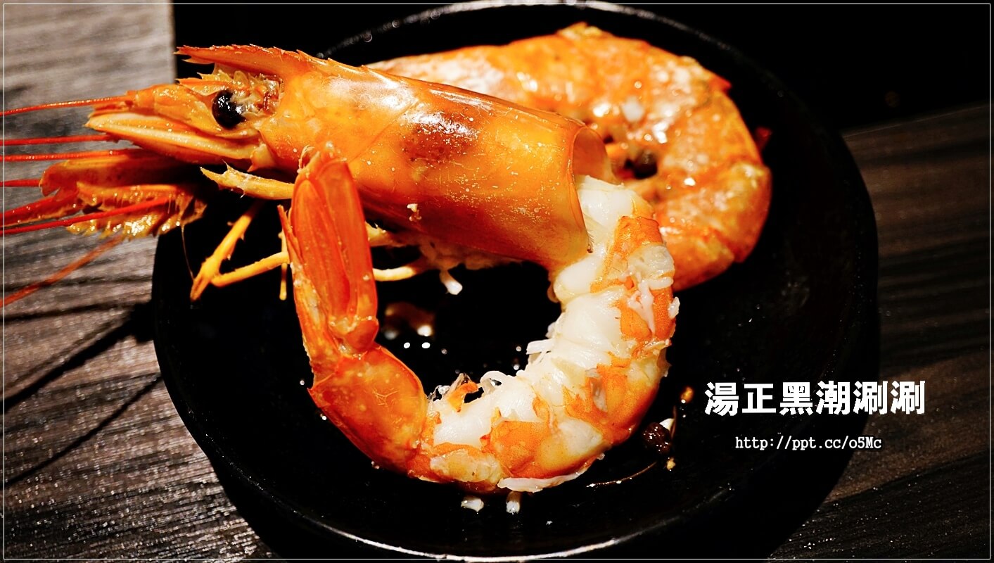 【湯正黑潮涮涮】新莊火鍋~CP值超高,澳洲和牛肉質超鮮嫩,一口吃在嘴裡,滿滿的鮮甜滋味,天使紅蝦超大隻,蝦膏滿滿,一吃成老主顧 【湯正黑潮涮涮】新莊火鍋~CP值超高,澳洲和牛肉質超鮮嫩,一口吃在嘴裡,滿滿的鮮甜滋味,天使紅蝦超大隻,蝦膏滿滿,一吃成老主顧