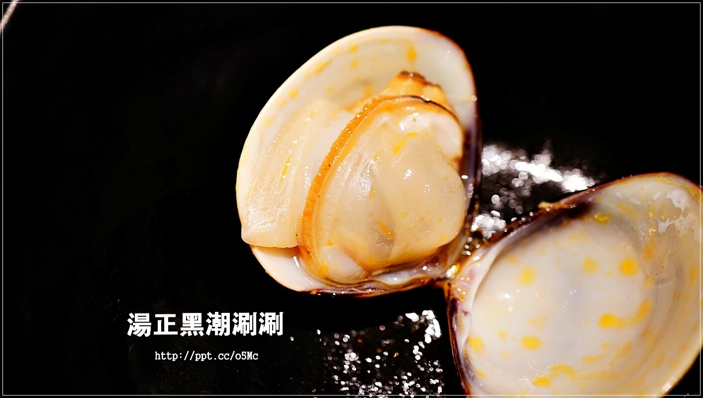 【湯正黑潮涮涮】新莊火鍋~CP值超高,澳洲和牛肉質超鮮嫩,一口吃在嘴裡,滿滿的鮮甜滋味,天使紅蝦超大隻,蝦膏滿滿,一吃成老主顧 【湯正黑潮涮涮】新莊火鍋~CP值超高,澳洲和牛肉質超鮮嫩,一口吃在嘴裡,滿滿的鮮甜滋味,天使紅蝦超大隻,蝦膏滿滿,一吃成老主顧