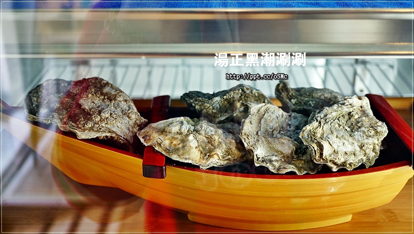 【湯正黑潮涮涮】新莊火鍋~CP值超高,澳洲和牛肉質超鮮嫩,一口吃在嘴裡,滿滿的鮮甜滋味,天使紅蝦超大隻,蝦膏滿滿,一吃成老主顧 【湯正黑潮涮涮】新莊火鍋~CP值超高,澳洲和牛肉質超鮮嫩,一口吃在嘴裡,滿滿的鮮甜滋味,天使紅蝦超大隻,蝦膏滿滿,一吃成老主顧