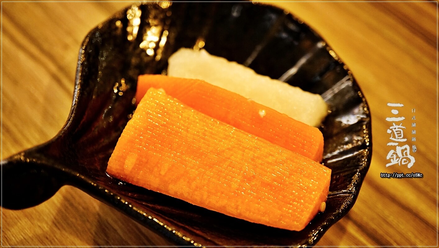 【三道一鍋·杳概念店】國父紀念館站~眾多藝人最愛來的火鍋店,CP值高,湯底堅持不參任何味精或是人工粉末香料,讓消費者吃的安心,吃的健康 【三道一鍋·杳概念店】國父紀念館站~眾多藝人最愛來的火鍋店,CP值高,湯底堅持不參任何味精或是人工粉末香料,讓消費者吃的安心,吃的健康
