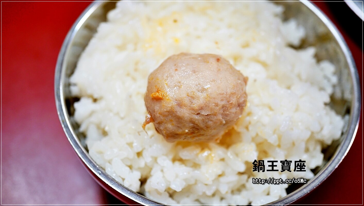 【鍋王寶座】海山捷運站～CP值超高的小火鍋，價格親民，食材新鮮，花少少的錢就能吃到美味食物，湯頭多樣化，任君挑選
