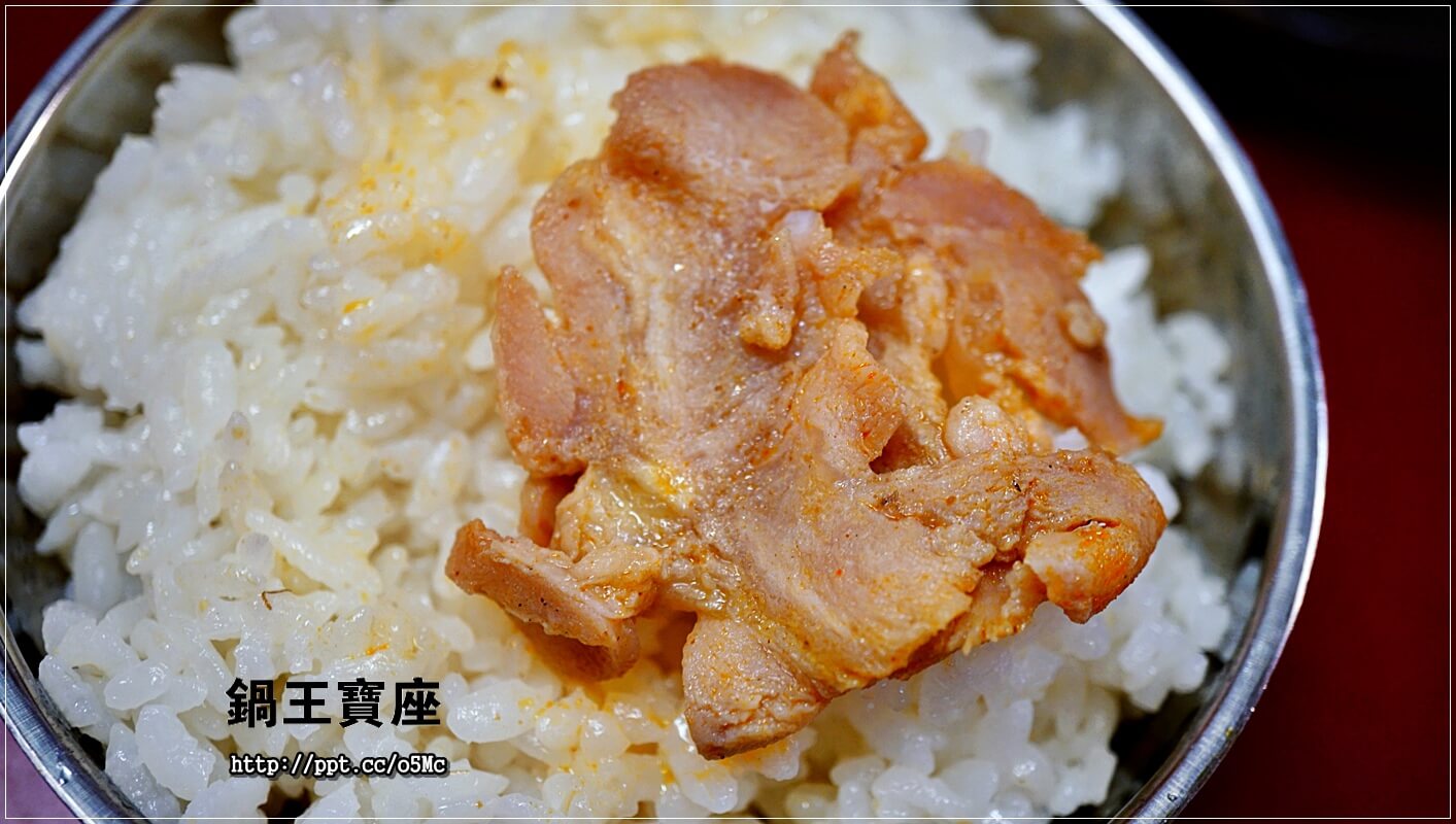 【鍋王寶座】海山捷運站～CP值超高的小火鍋，價格親民，食材新鮮，花少少的錢就能吃到美味食物，湯頭多樣化，任君挑選