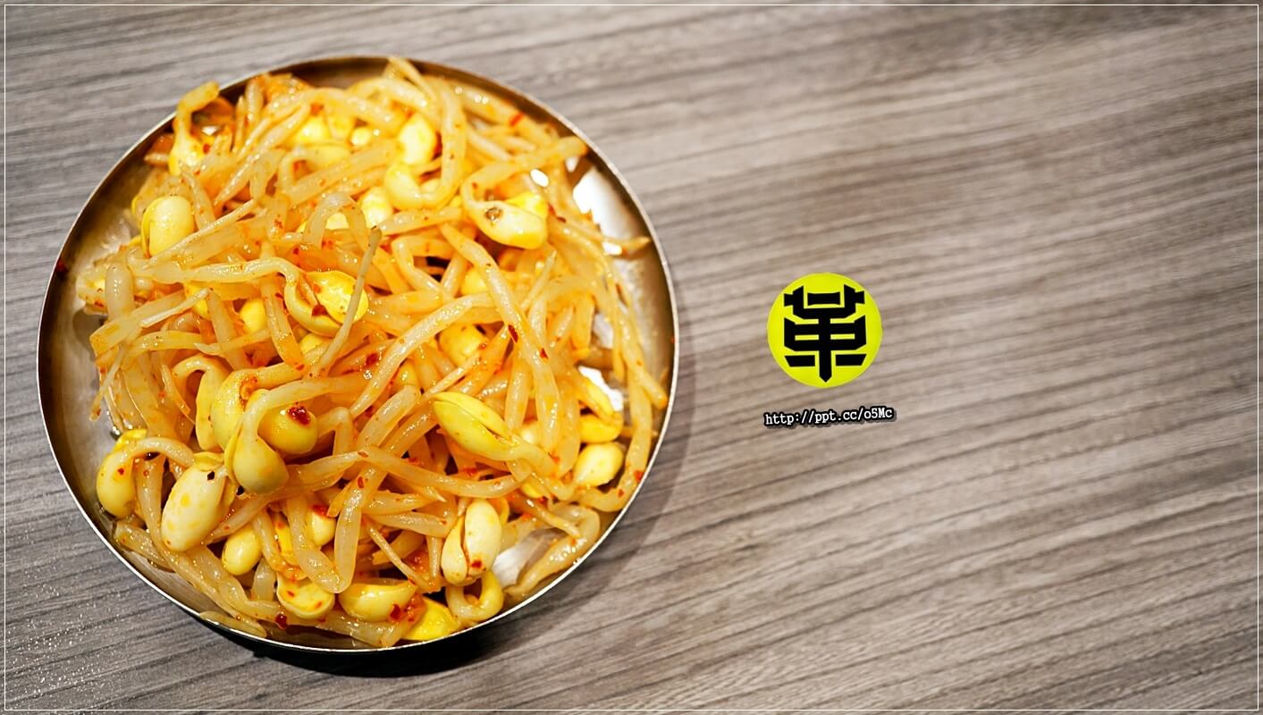  【革命家】忠孝敦化站～無煙燒肉，特製的鐵箱，讓妳不會一身臭油煙味，ＣＰ值高的燒肉店，創意新吃法，大口吃肉，大口喝酒，聚餐的好選擇